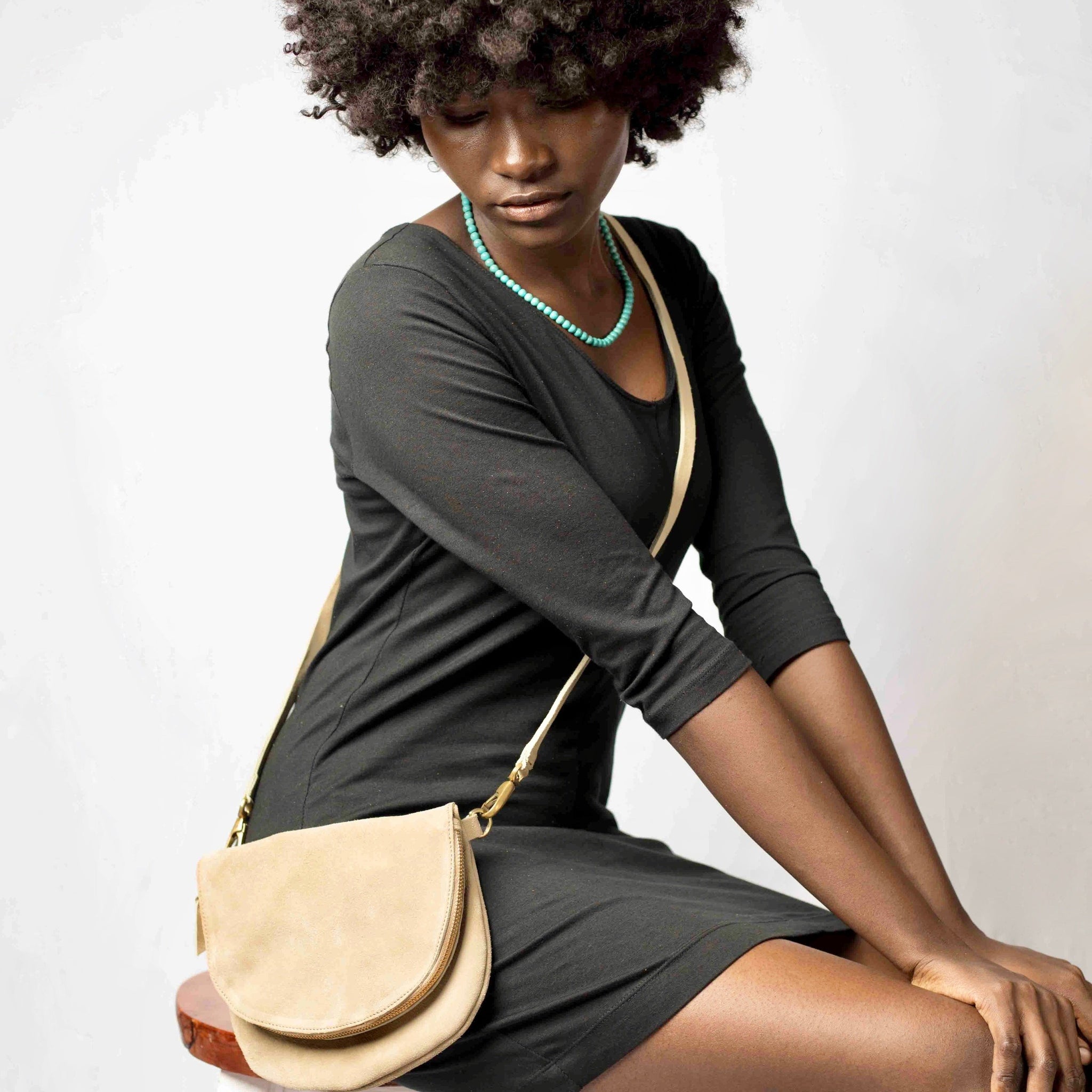 Zena Curve Crossbody